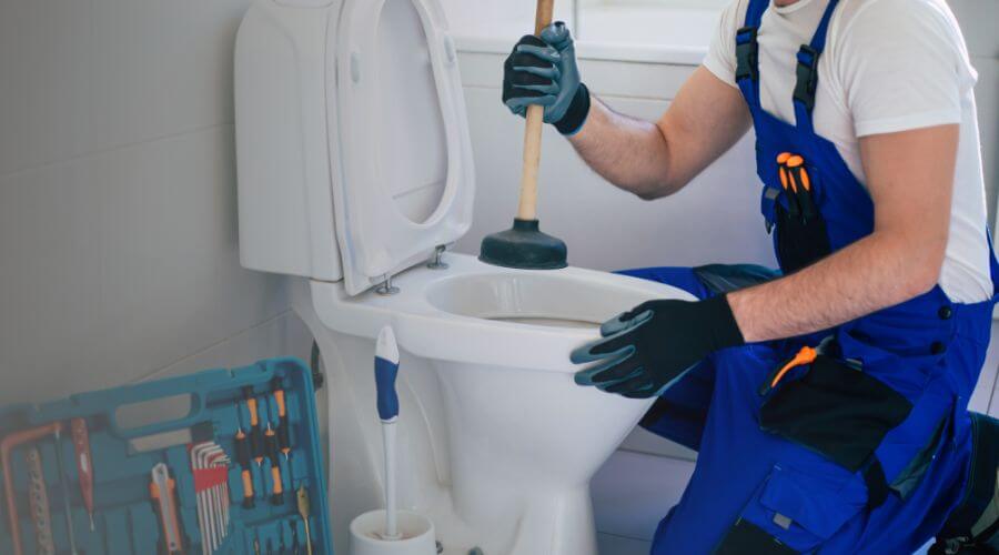 Professional expert plumbing services in Holt, MI